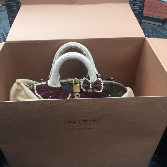 Louis Vuitton Monogram Alma PM handbag - Picture 4 of 16